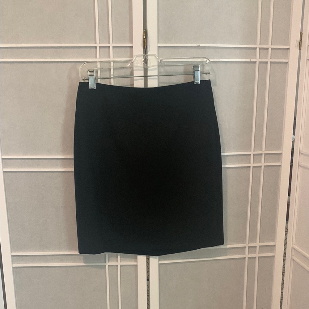 Banana Republic Classic Black Women's Skirt 4P